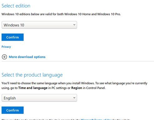 Снимок экрана: на странице загрузки Microsoft Windows 10 ISO выберите версию и язык Windows 10.